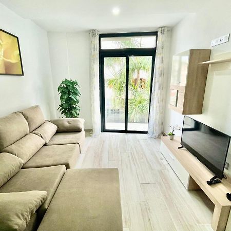 ארונה Island Suites מראה חיצוני תמונה