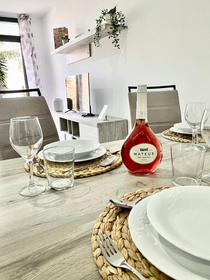 ארונה Island Suites מראה חיצוני תמונה
